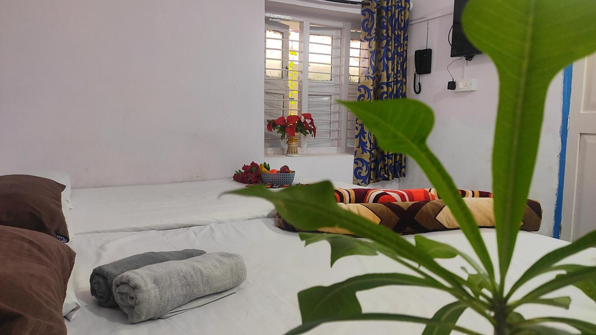 Hotel Adh Amilia Gardens Narasimharaja Puram Zewnętrze zdjęcie