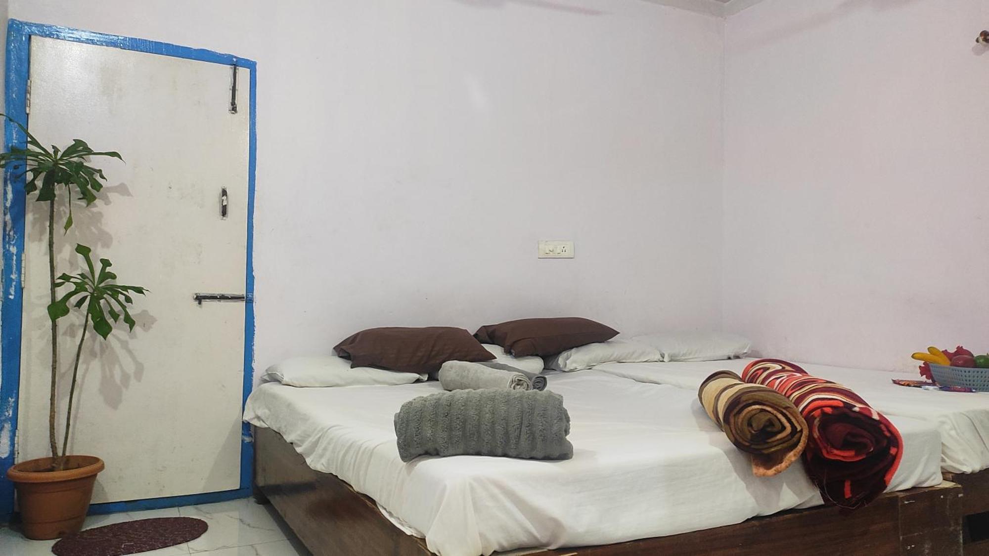 Hotel Adh Amilia Gardens Narasimharaja Puram Zewnętrze zdjęcie
